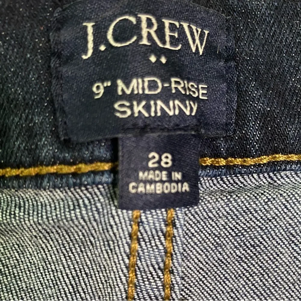 J. Crew Dark Wash 9 Inch Mid Rise Skinny Jeans